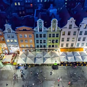 Holland House Old Town 4*, Gdansk Polonya